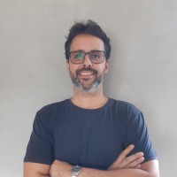 Dr. Caio Oliveira