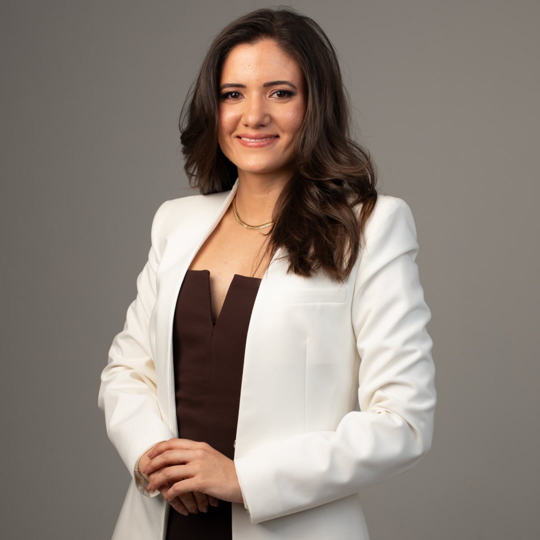 Dra. Bárbara Fernandes