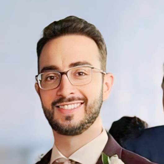 Dr. Caio Mendes Dias